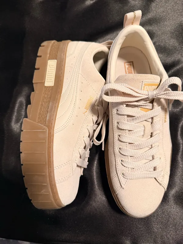 Puma Women’s Sneakers Suede - Image 2