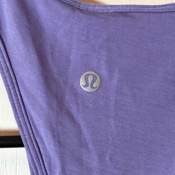Lululemon Shoulder Cut-Out Yoga Tank, NWT, Sz 4 Color: DKLA (Dark Lavender). - Image 5