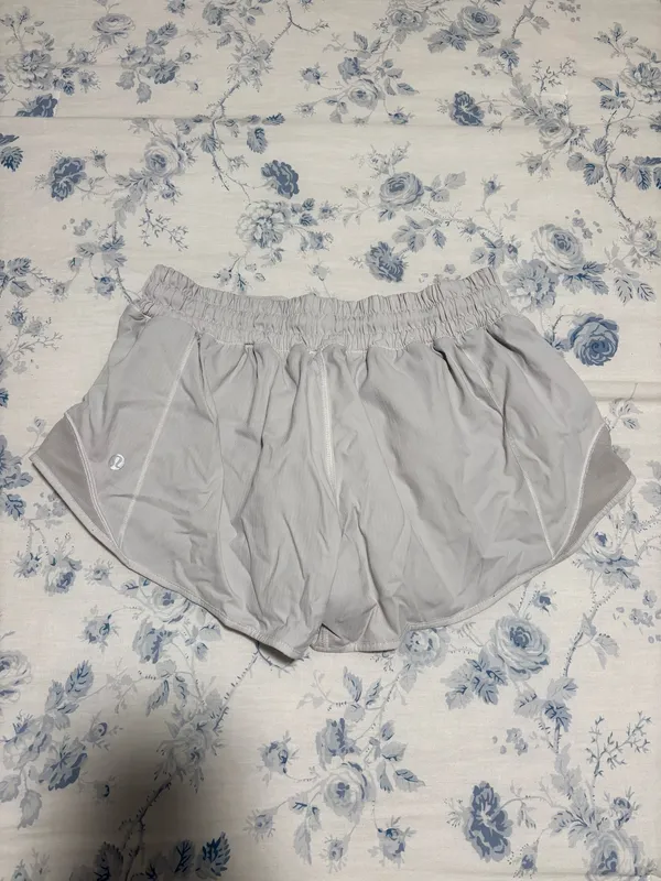 Lululemon Hotty Hot Shorts - Image 2