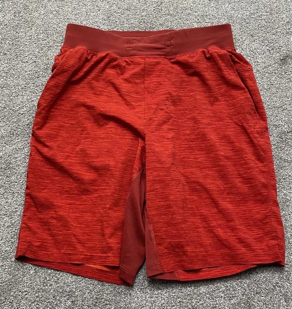 Lululemon T.H.E Short 9" Linerless - Image 2