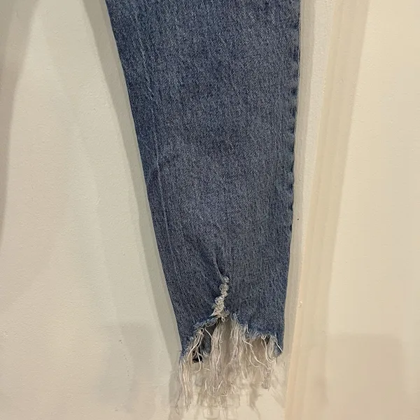 Abercrombie & Fitch High Rise Distressed Frayed Hem Skinny Jeans Size 27/ 4 - Image 6