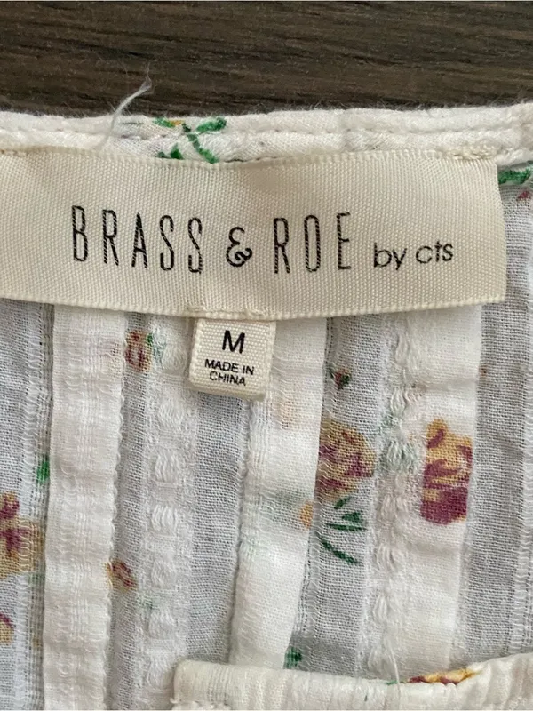 Brass and Roe 100% cotton floral top size M - Image 2