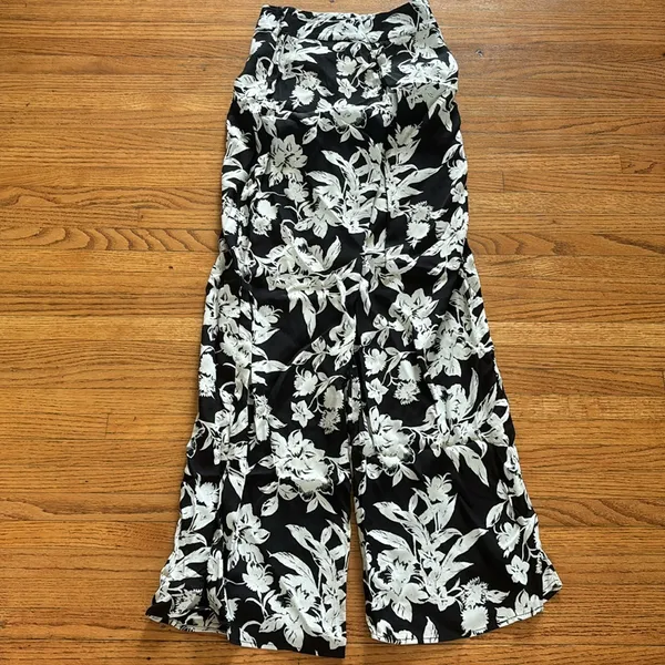 Flynn Skye floral patterned pants - Image 3