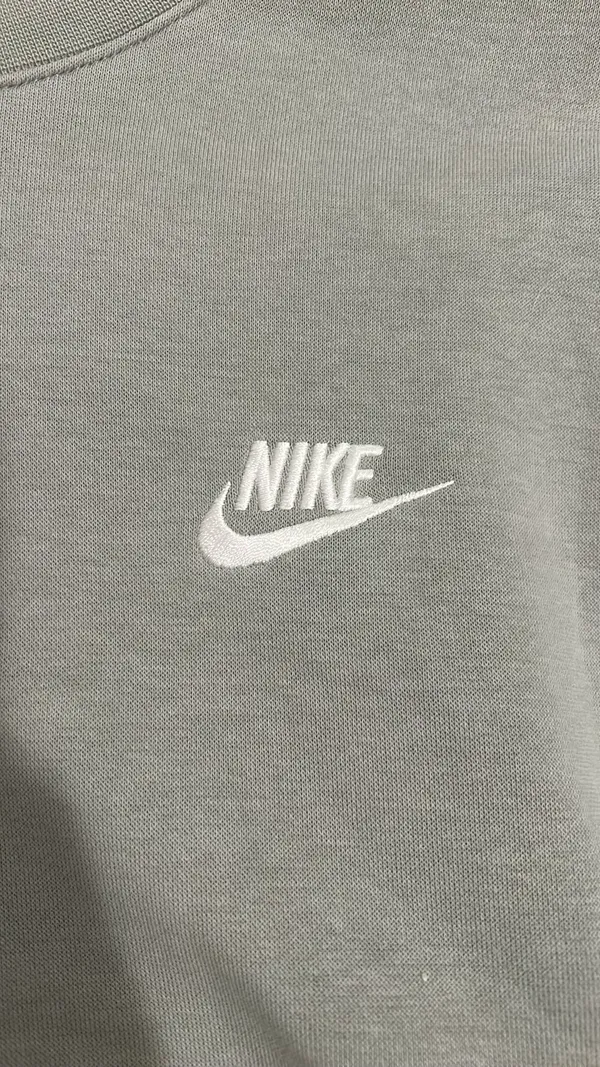 Green Nike Crewneck Sweatshirt - Image 3