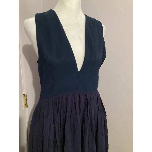 Lulus Navy Blue Sleeveless Fit & Flare Maxi V-Neck Dress Criss Cross Back M - Image 2