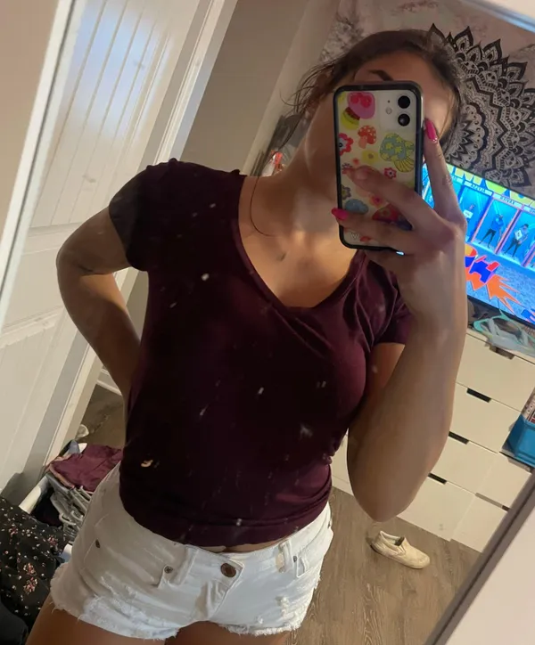 V Neck Shirt - Image 3