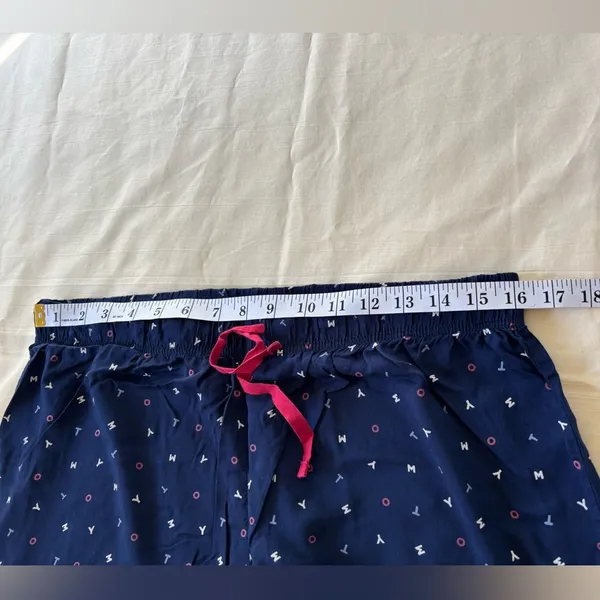 😴❤️Tommy Hilfiger women’s Pajama Set in Navy with Pink Trim Size L - Image 10