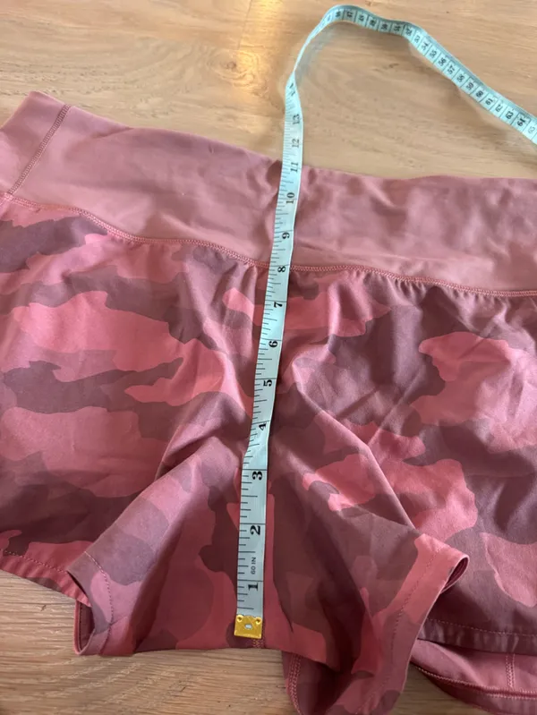 Lululemon Speed Up Mid-Rise Short 4" Heritage 365 Camo Brier Rose Multi size 8 - Image 10