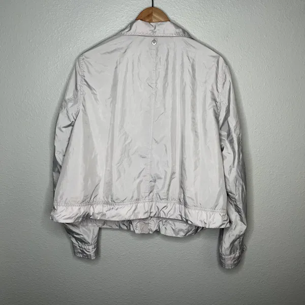 Lane Bryant livi active gray wind breaker size 18 - Image 11