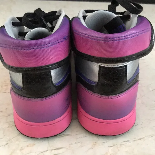 Retro Reebok hightop silver sneakers pink & purple - Image 2