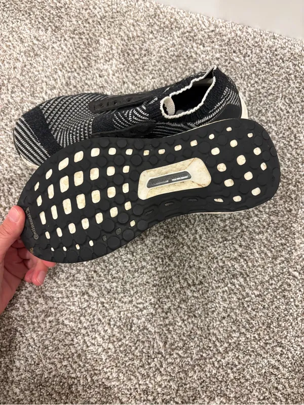 Adidas Women’s Black Ultraboost Sneakers - Black/White - Image 3