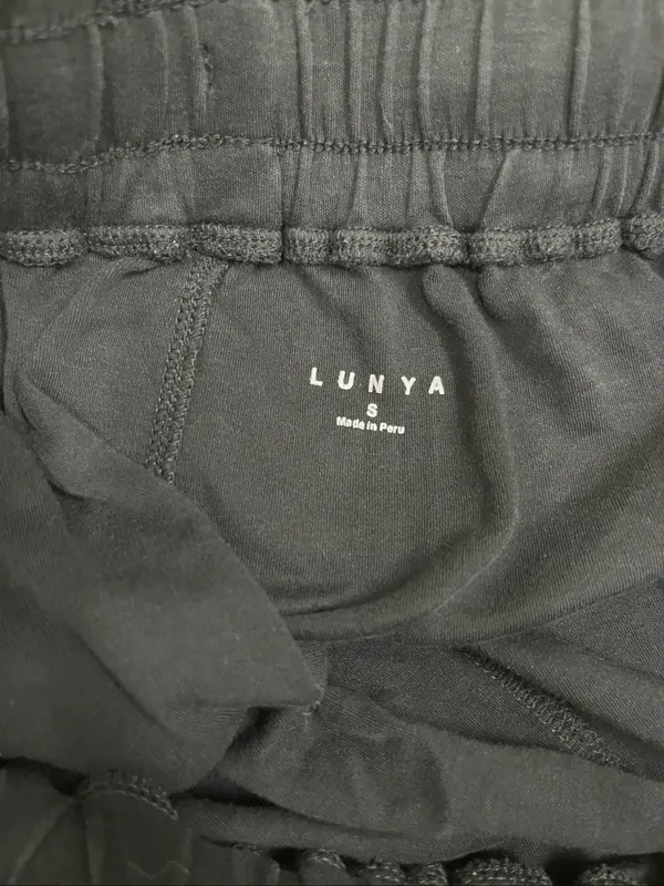 lunya Black Athletic Lounge Shorts with Pink Drawstring size Small - Image 2