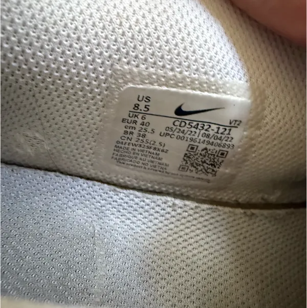 Nike Air Max Excee Women’s Sneakers White - Image 3