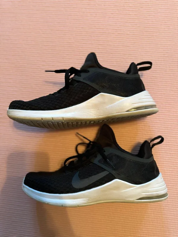 Nike Weight Lifting Shoes - Image 2
