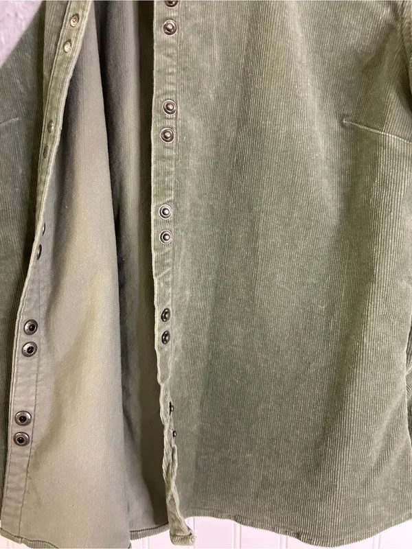 Cabela's Olive Green Corduroy Button-Up Shirt Size Large - Image 3