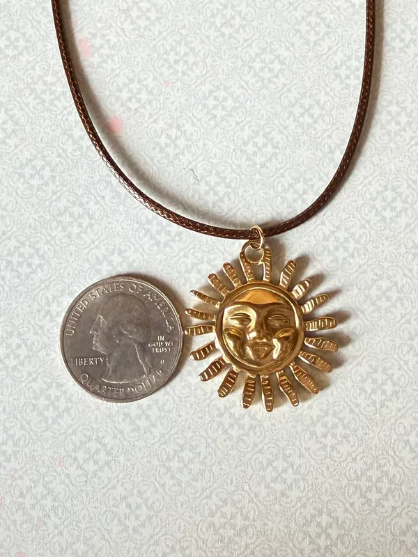 Handmade gold tone stainless steel sun boho retro vintage style necklace☀️ - Image 5