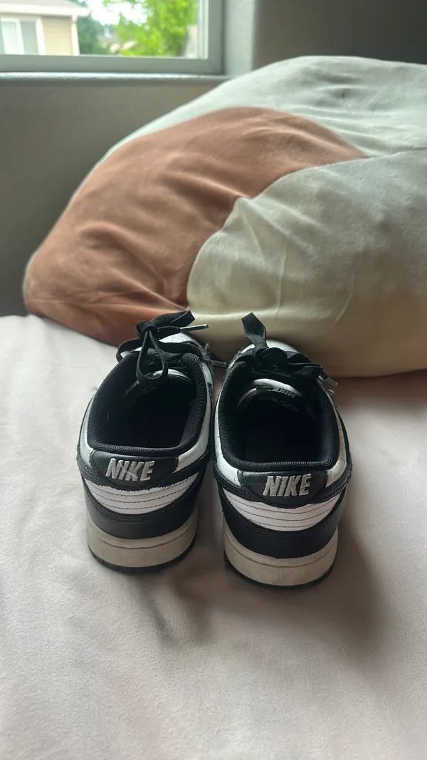 Nike Panda Dunk Low - Image 6