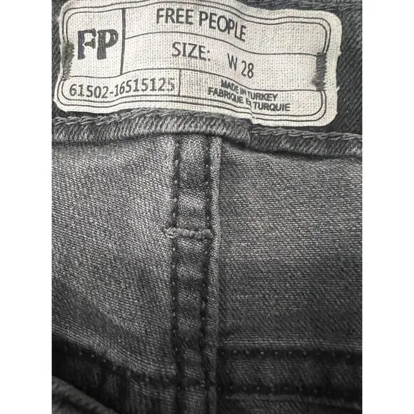 Free People Charcoal Gray Wash Straight Leg‎ Denim Jeans Size 28 Raw Hem - Image 7