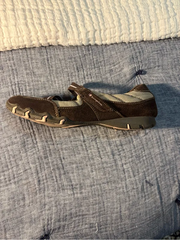 Y2K Vintage Champion Mary Jane’s in pink brown and beige. - Image 5