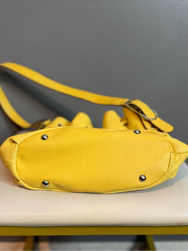 Tignanello Yellow Genuine Leather Bucket Bag Drawstring Shoulder Purse - Image 7