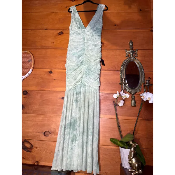 NWT Lulus Jamie Mint Green Floral Mesh Sheer Hem Maxi Dress Gala Banquet Sz L - Image 2