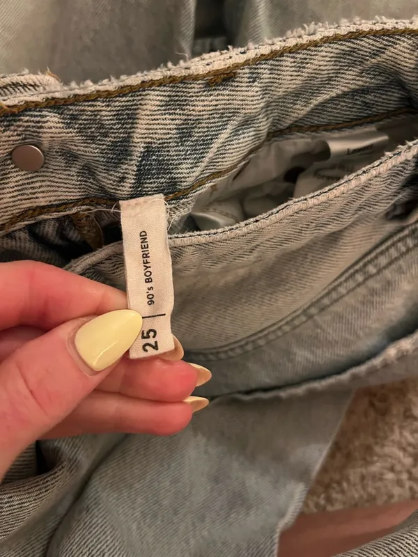 PacSun Classic High-Rise 90’s boyfriend Women’s Jeans - Light Wash - Image 6