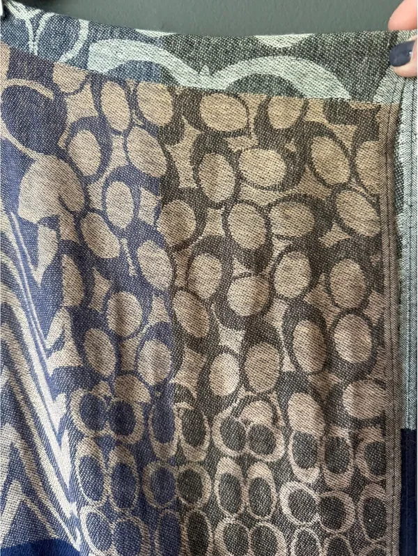 Colorful Patterned Pashmina with Fringe Detailing - Image 4