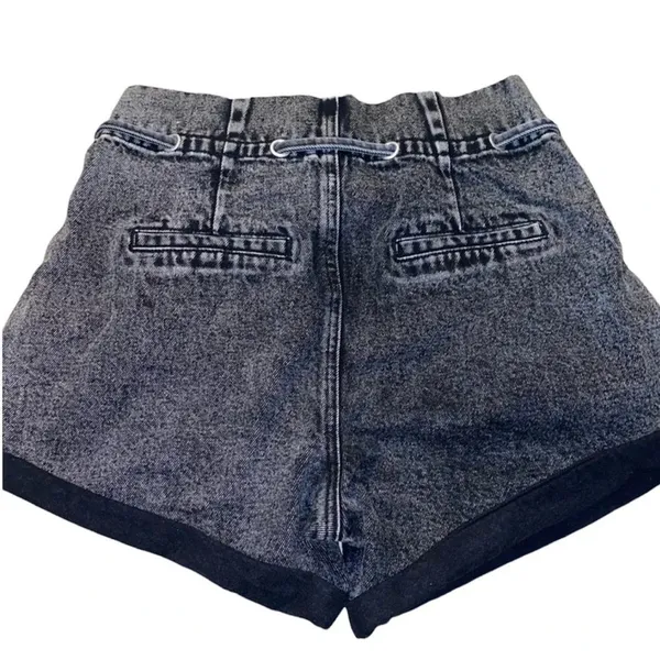 Blank NYC Acid Wash Denim High Waist Paper Bag Shorts Women’s Size 25 NWT v6x - Image 5