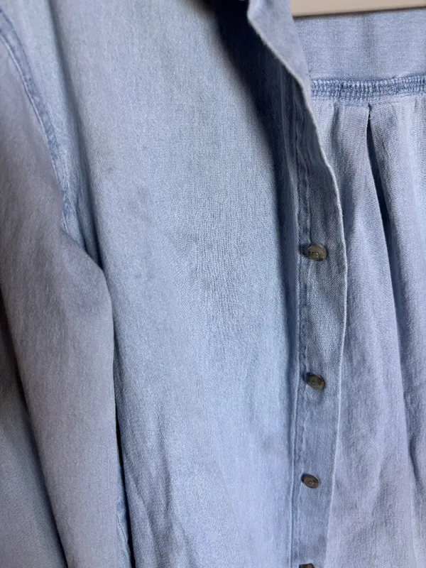 Wrangler Rugged Wear Light Wash Denim Button-Up Shirt – Size M/M - Image 5