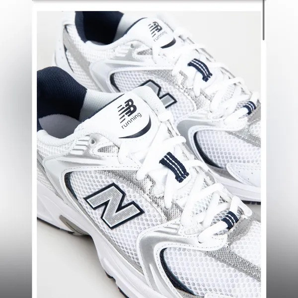 New Balance White and Gray Women's Shoes - Image 2