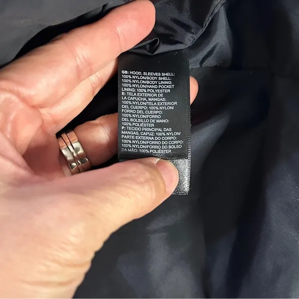 The north face women’s raincoat size small - Image 6