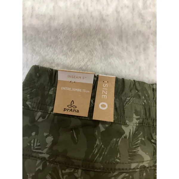 Prana Halle E-Waist Short II Evergreen Camo Green Hiking Shorts Womens 0 5in Ins - Image 6