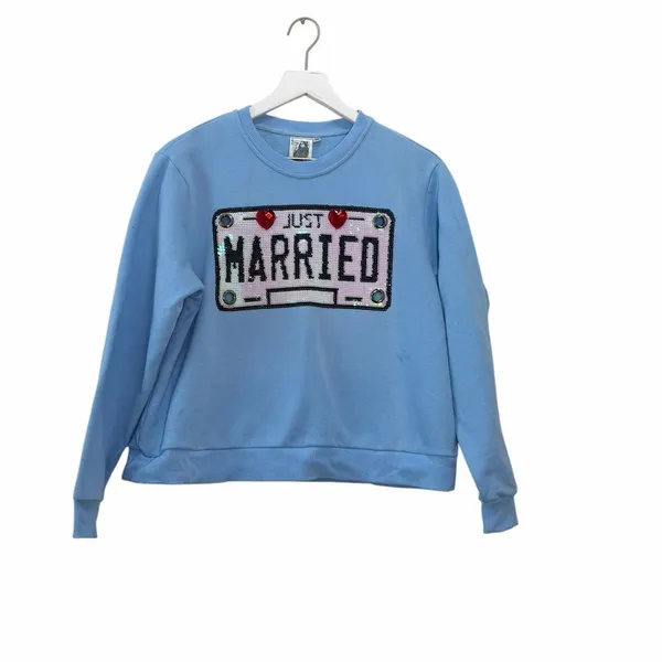 Queen of Sparkles Just Married License Plate Sweatshirt XS Blue Sequin Graphic - Image 8