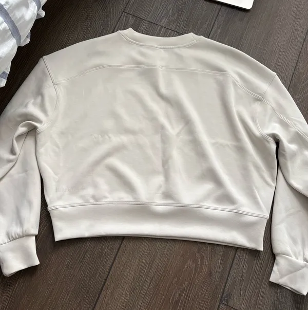 Lululemon Softstreme Crew - Image 2
