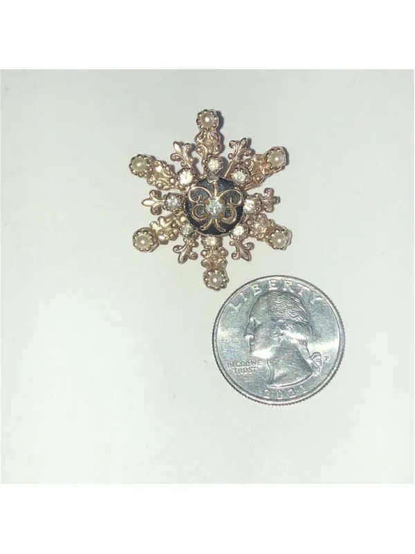 Vintage Gold Tone Snowflake Faux Pearl Brooch - Image 3