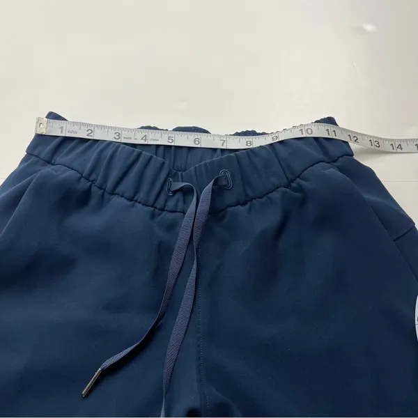 Lululemon On The Fly Crop Pants Womens‎ Size 2 Navy Blue 23" Inseam Athleisure - Image 6