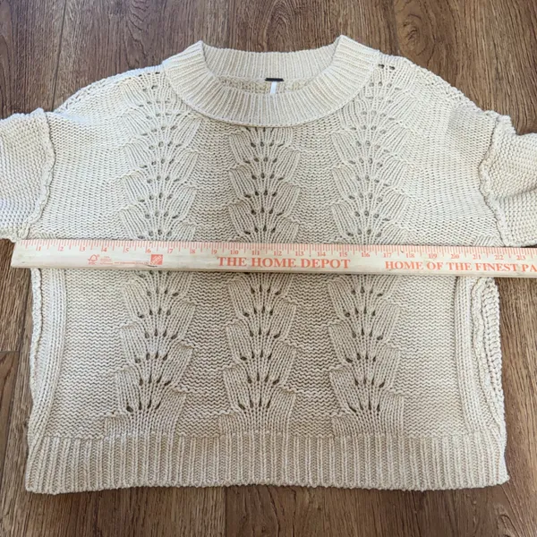Free People Cream Knit Sweater Women's L Crewneck Slight Crop Cottage Minimalist - Image 5