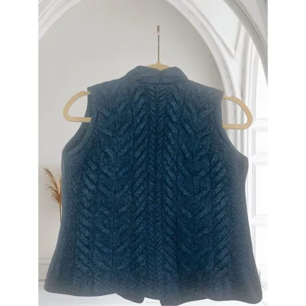 ✨Aran Woollen Mills Sweater Teal Sz Medium Vest✨ - Image 2