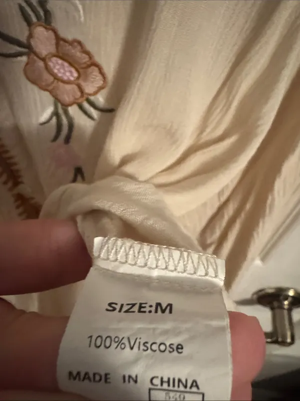 Women’s Cream Embroidered V - Image 3
