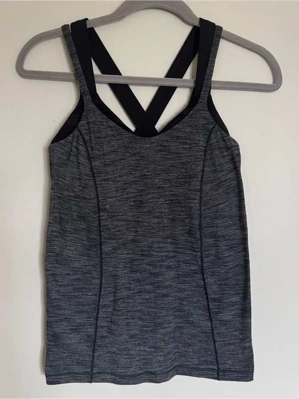 Lululemon Run For The Gold Tank Top Black Heathered Gray Bra Women’s Size 6 - Image 4