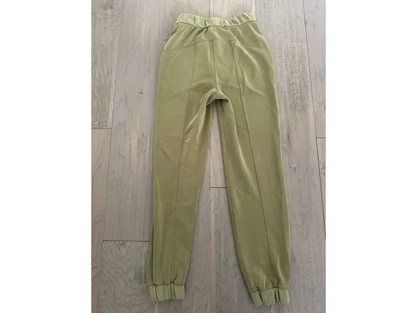 Lululemon Relaxed High Rise Pant Bronze Green Jogger Size 2 - Image 7