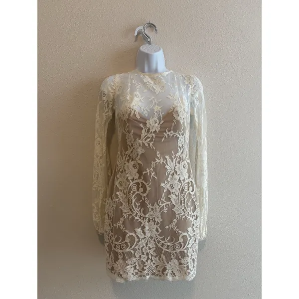 Katie May‎ Britney Lace Dress - Wedding Dress, Rehearsal Dinner Dress - Size 4 - Image 4