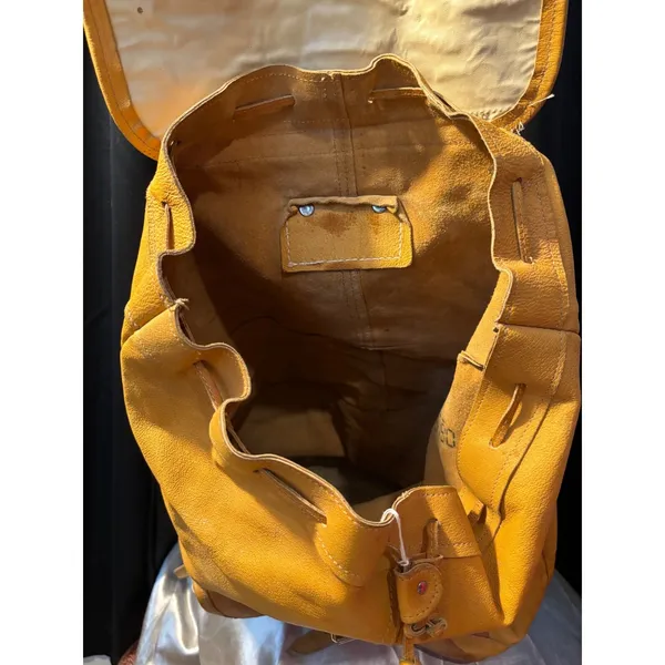 Vintage Amanda Johnson Yellow Leather Backpack Helsinki 1999 Commemorative Bag - Image 9