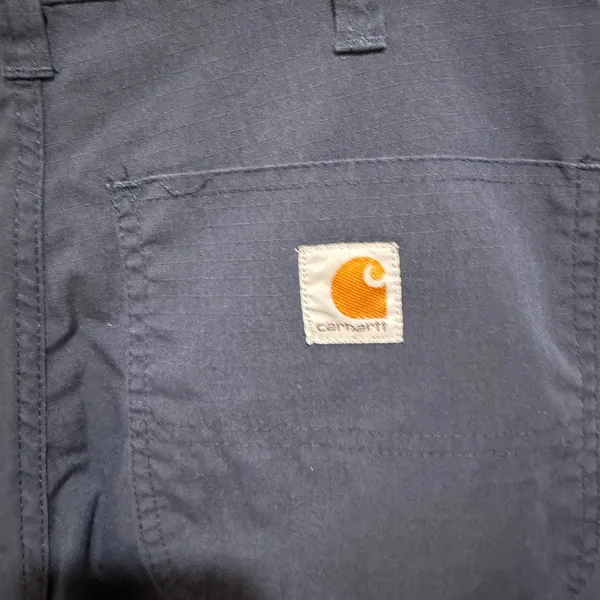 Carhartt women’s Dark Blue Cargo Pants - Image 8