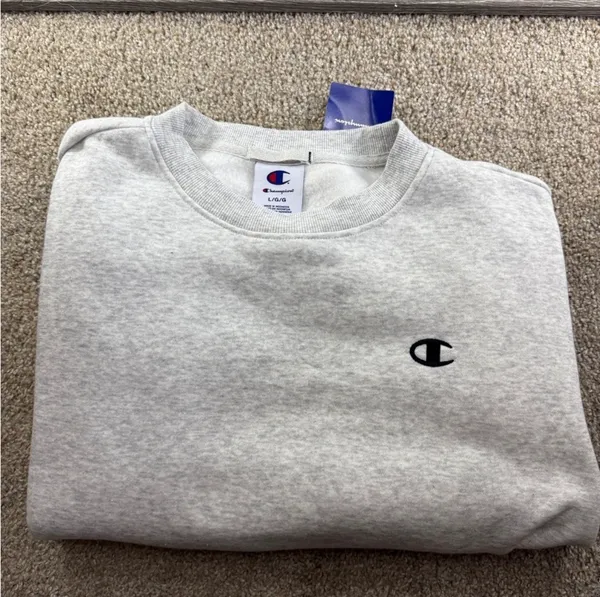 Champion Crewneck  - Image 3