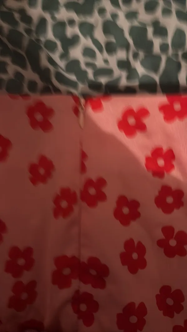 pink and red floral skirt - Image 2