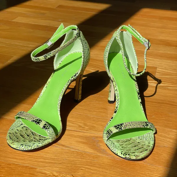 Perixir Women’s US 7 Green Snakeskin Print Stiletto Ankle Strap Sandals Heels - Image 9