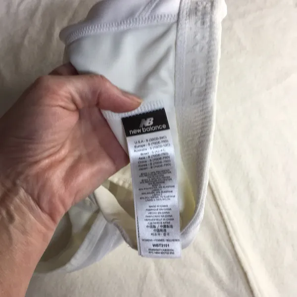 B8 New Balance Sports Bra Off-White Size 32C-D & 34C - Image 5