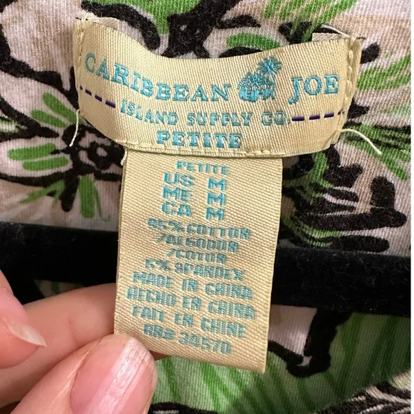 Caribbean Joe Petite M Women’s Tropical Green V-neck Side-Tie Ruched Knit Top - Image 3