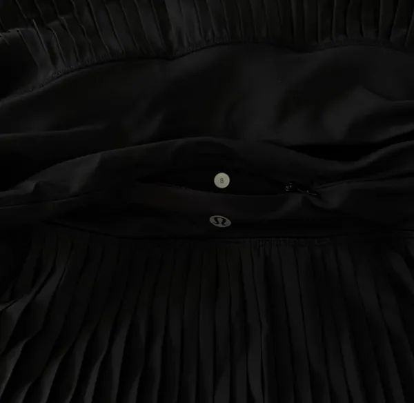 Lululemon Pleat To Street Skirt II Black Size 8 - Image 15